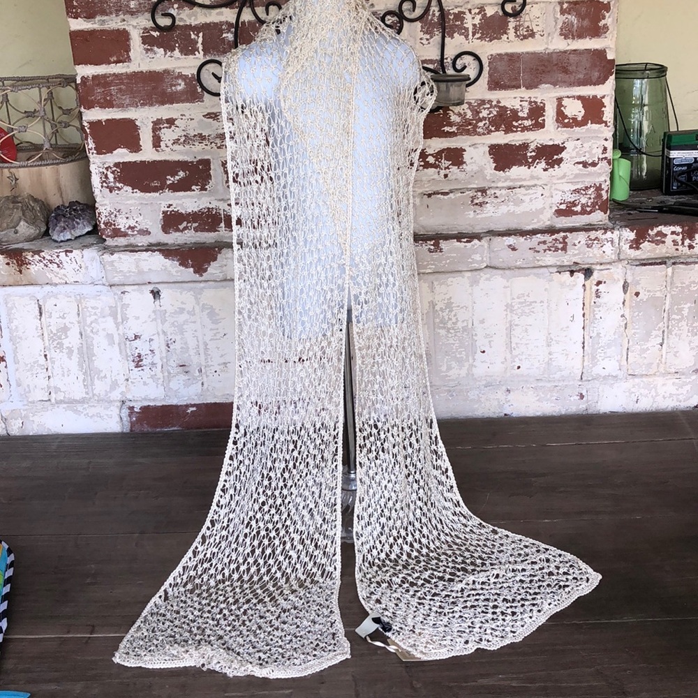 NWT Vintage Tommy Bahama Fiji Fishnet Coconut Wrap/Scarf. New with Tags.